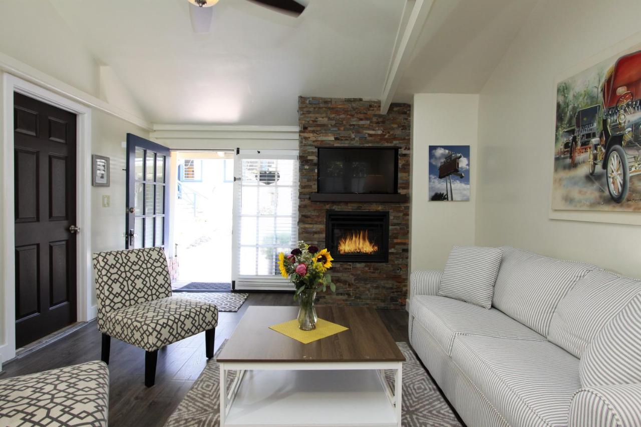 Lamp Lighter Inn&Sunset Suites Carmel-by-the-Sea Exterior foto